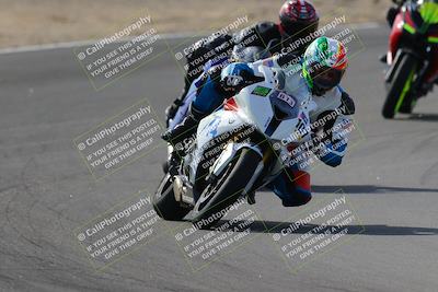 media/Nov-05-2022-SoCal Trackdays (Sat) [[f8d9b725ab]]/Turns 9 and 8 (1050am/